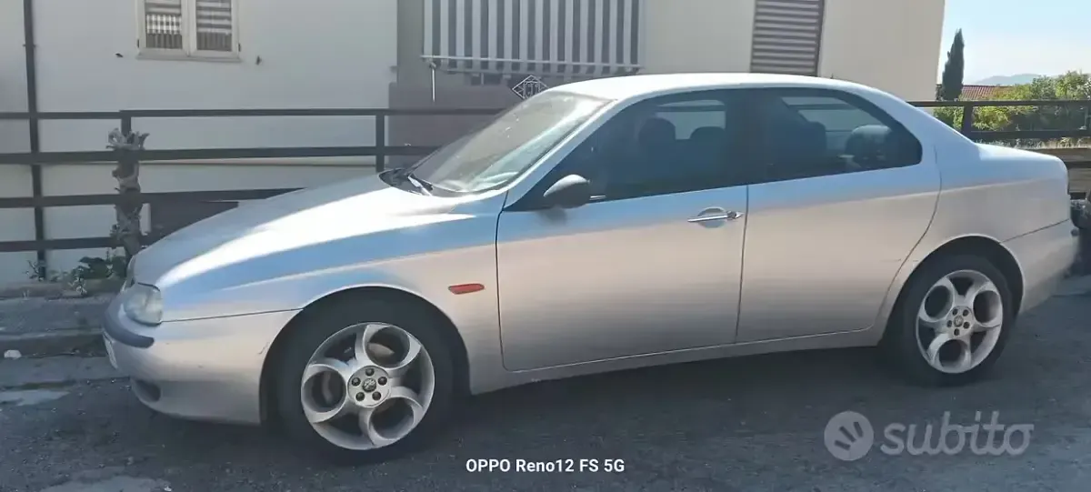 Usata Alfa Romeo 156 105 CV (77 kW) 1998 Giallo Berlina