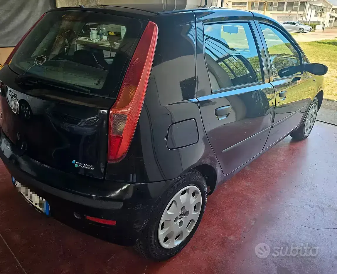 Usata Fiat Punto Classica 60 CV (44 kW) 2010 Nero Utilitaria