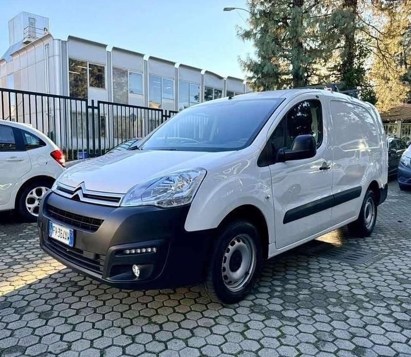 Usata Citroën Berlingo 99 CV (72 kW) 2019 Bianco Monovolume