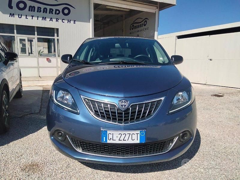 Usata Lancia Ypsilon S 2022 Blu Utilitaria