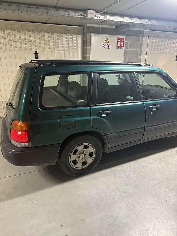 Usata 1998 Subaru Forester SUV | 3990 € - Immagine 1/4