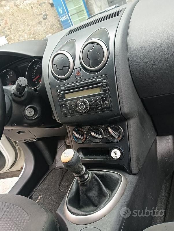 Usata Nissan Qashqai 2011 Bianco SUV