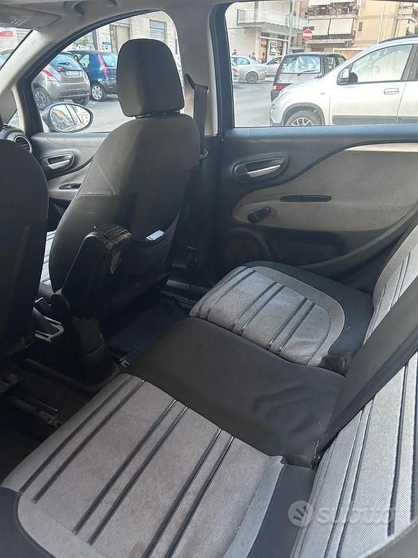 Usata Fiat Punto Evo 69 CV (50 kW) 2011 Nero Utilitaria