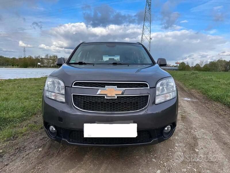 Grigio Usata 2012 Chevrolet Orlando LTZ Monovolume | 5900 € (Cara) - Immagine 1/4