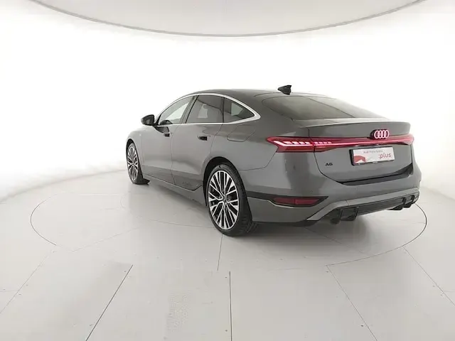 Usata Audi A6 e-tron S-Line 210 kW (286 CV) 2025 Grigio daytona perla Berlina