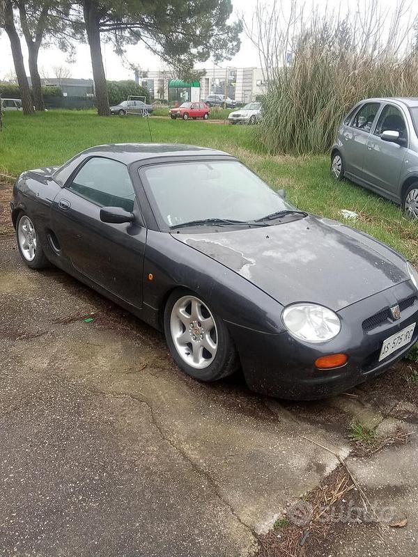 Usata MG F 120 CV (88 kW) 1997 Marrone Cabrio
