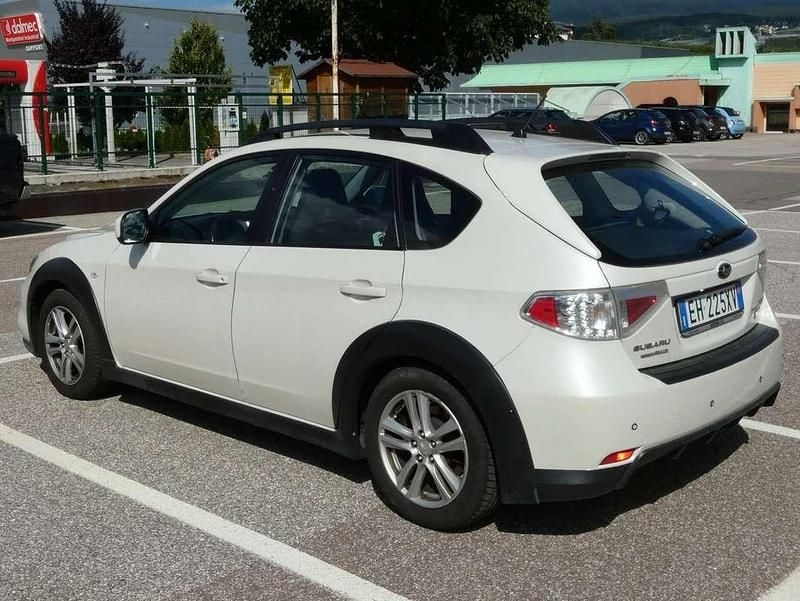 Usata Subaru Impreza 150 CV (110 kW) 2011 Bianco Berlina