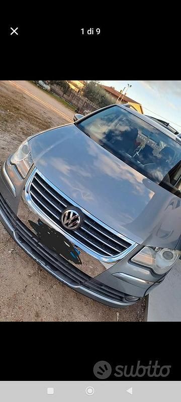 Usata VW Touran 136 CV (100 kW) 2010 Grigio Monovolume