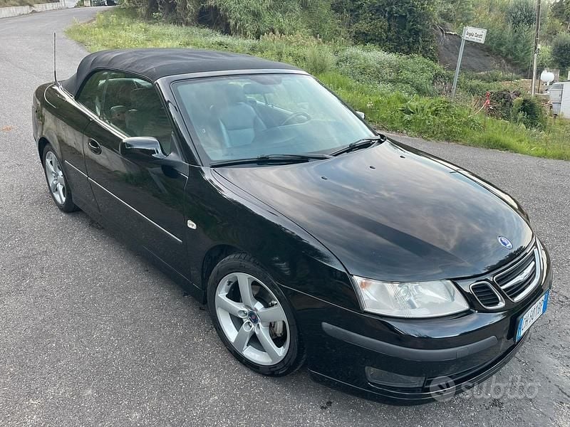 Begagnad Saab 9-3 Cabriolet 175 HK (128 kW) 2003 Svart Cab