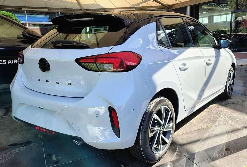 Nuova Opel Corsa 101 CV (74 kW) 2025 Bianco Berlina