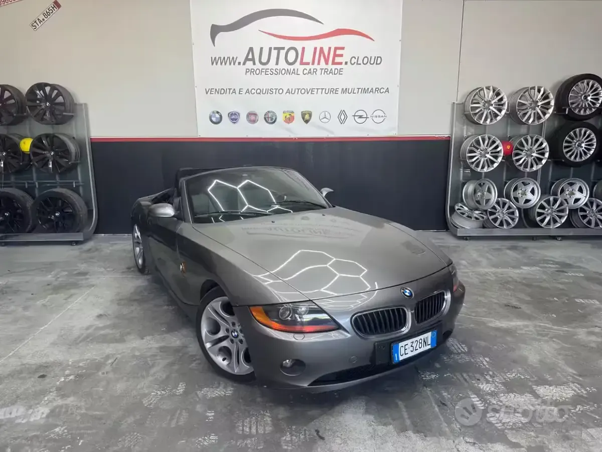 Usata BMW Z4 192 CV (141 kW) 2003 Grigio Cabrio