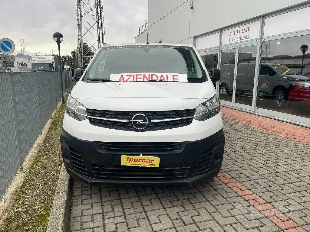Usata Opel Vivaro-e Combi Enjoy 120 CV (88 kW) 2021 Bianco Monovolume