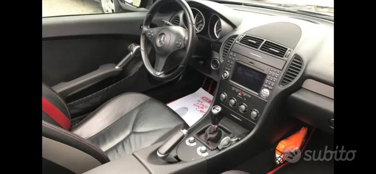 Usata Mercedes SLK200 184 CV (135 kW) 2009 Nero Cabrio