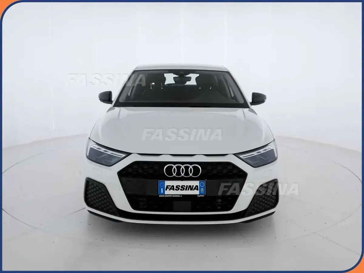 Usata Audi A1 110 CV (80 kW) 2022 Bianco SUV