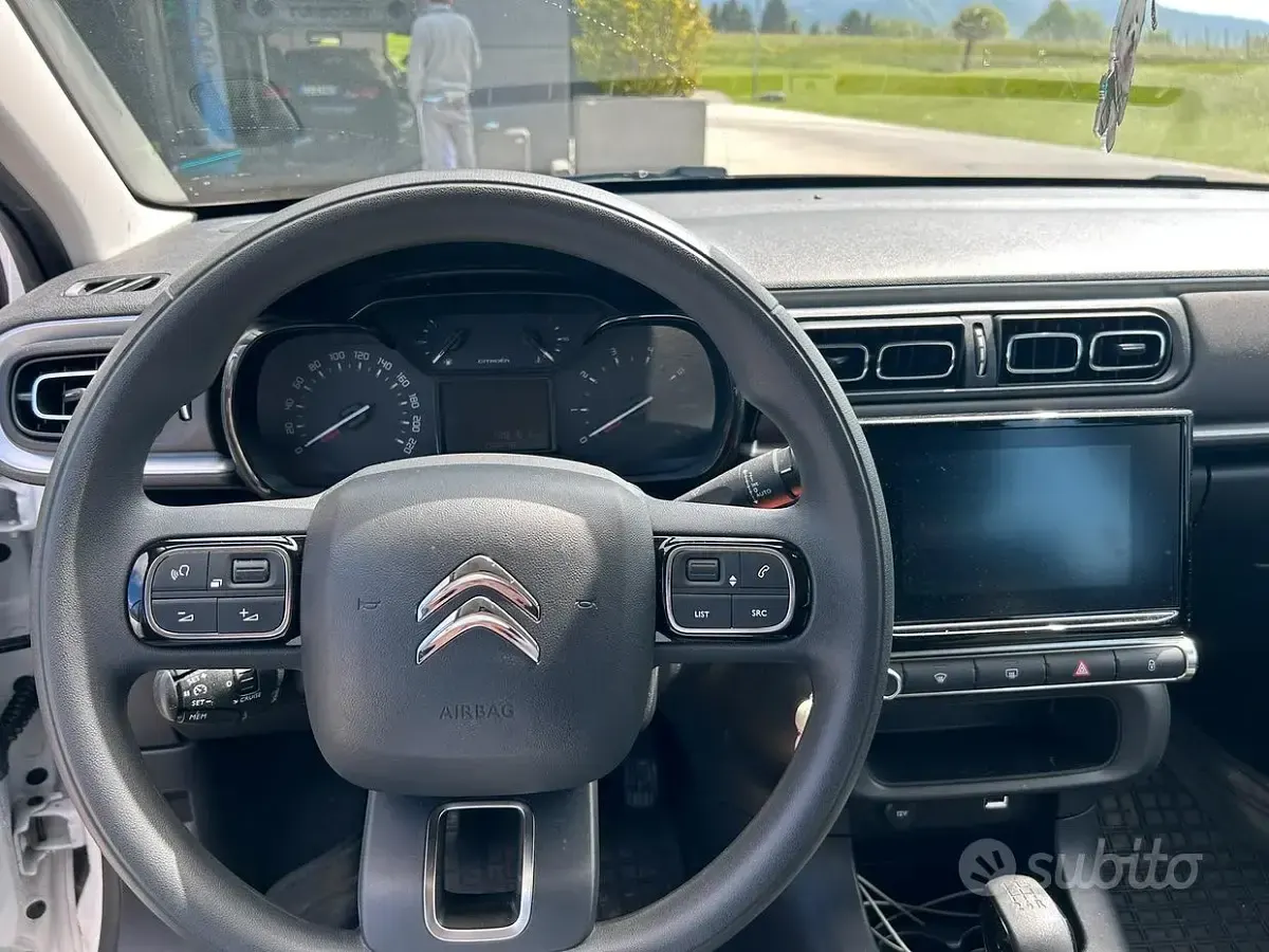 Usata Citroën C3 83 CV (61 kW) 2023 Bianco Utilitaria