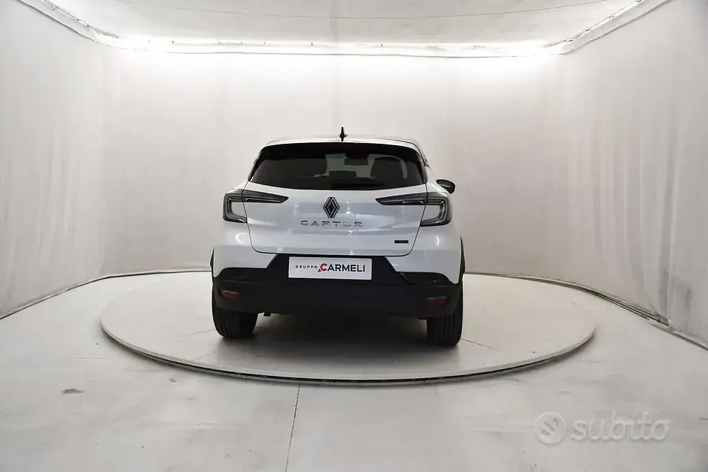 Usata Renault Captur Techno 91 CV (66 kW) 2025 Bianco SUV