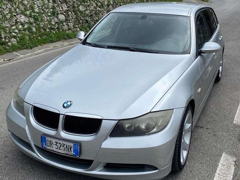 Usata BMW 320 177 CV (130 kW) 2008 Grigio Station wagon