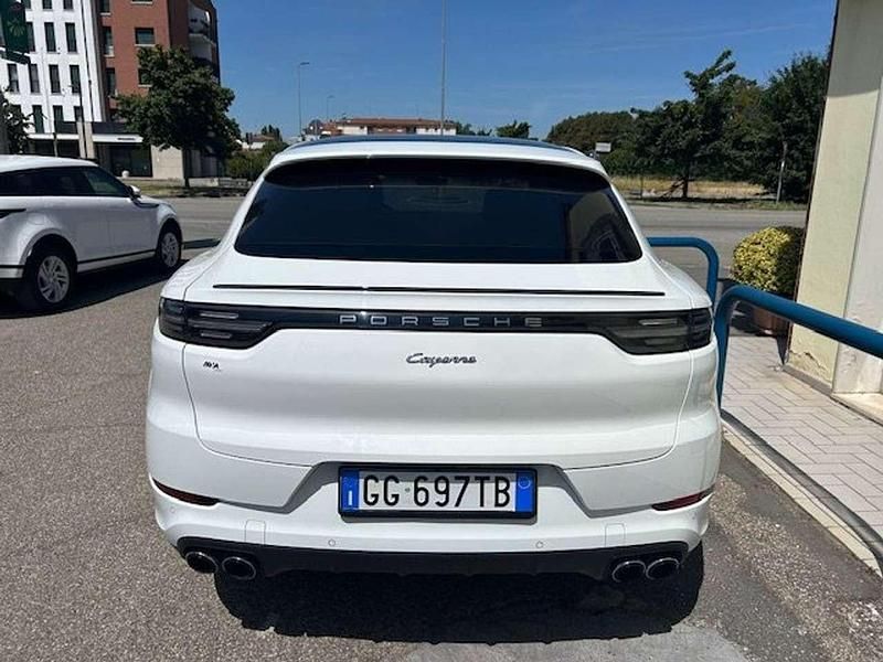 Usata Porsche Cayenne Coupe 340 CV (250 kW) 2021 Bianco Coupé