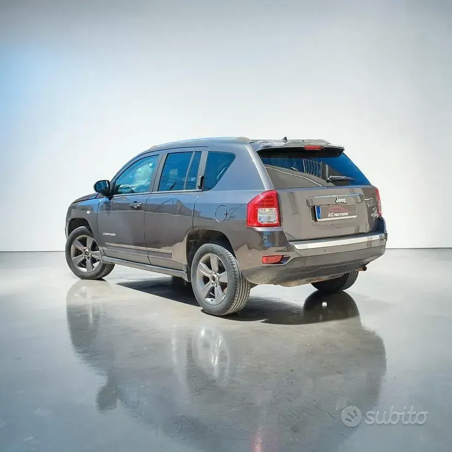 Usata Jeep Compass North 156 CV (114 kW) 2014 Grigio SUV