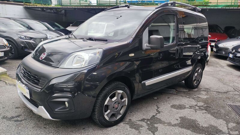 Usata Fiat Qubo Trekking 80 CV (58 kW) 2017 Nero Monovolume