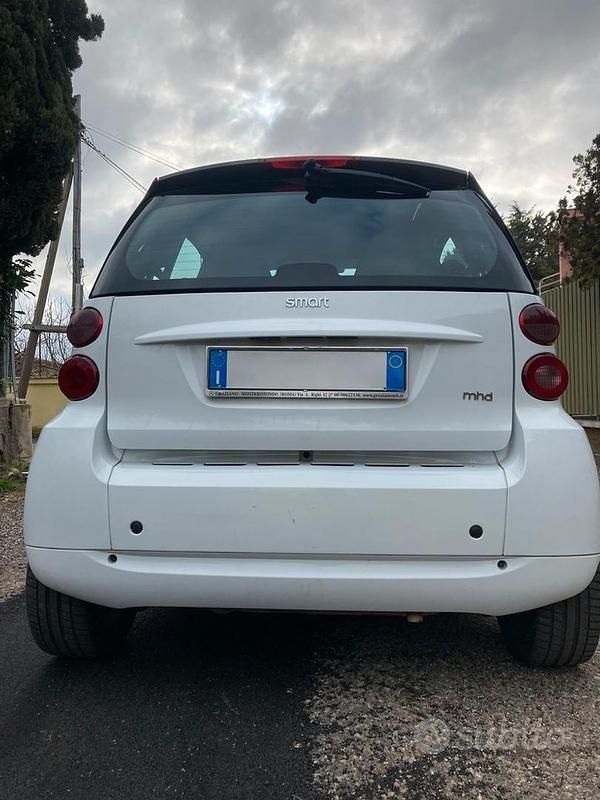 Usata Smart ForTwo Coupé Passion 71 CV (52 kW) 2011 Bianco Coupé