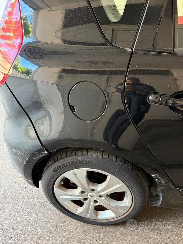 Usata Renault Scénic III 110 CV (80 kW) 2010 Monovolume