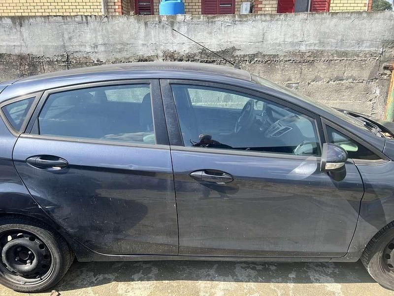 Usata Ford Fiesta 95 CV (69 kW) 2010 Utilitaria