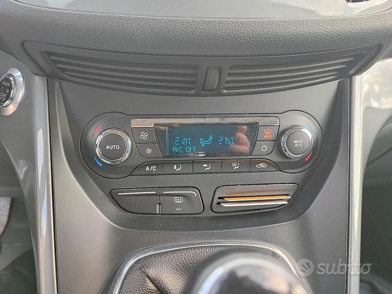 Usata Ford Grand C-Max 115 CV (84 kW) 2015 Bianco Monovolume