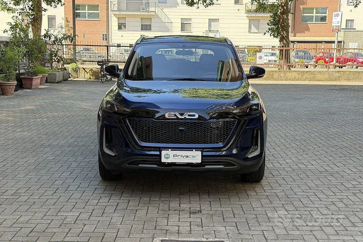 Usata EVO Evo 5 127 CV (93 kW) 2025 Bluazzurro SUV