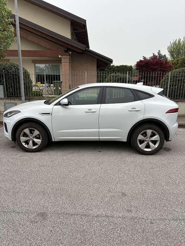 Usado Jaguar E-Pace R-Dynamic 150 CV (110 kW) 2018 SUV