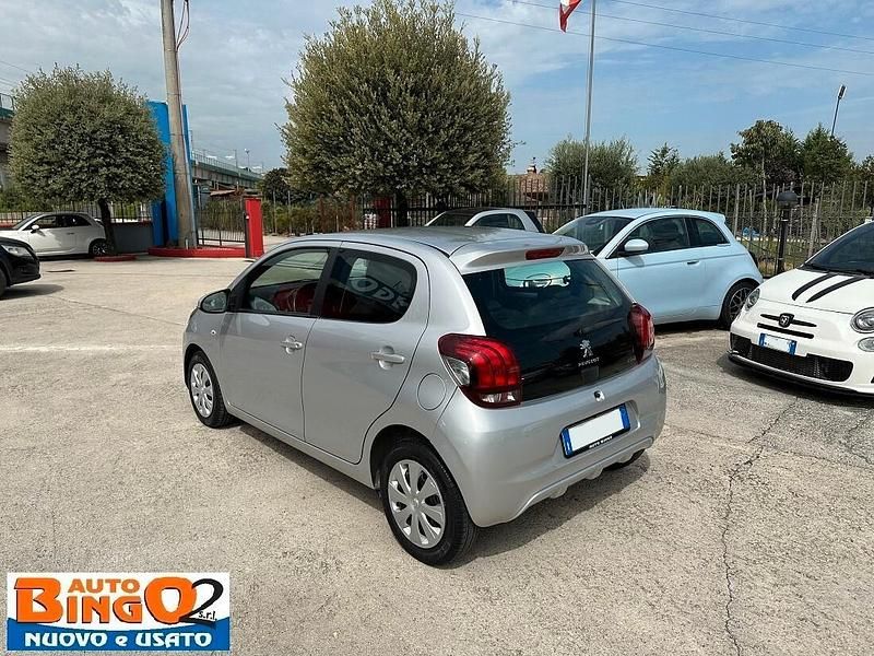 Usata Peugeot 108 Active 72 CV (52 kW) 2019 Argento Utilitaria