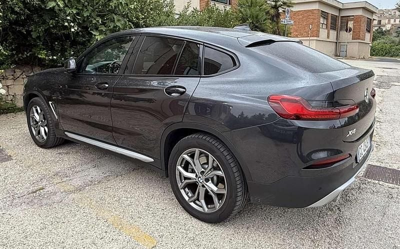 Usata BMW X4 190 CV (139 kW) 2020 Grigio SUV