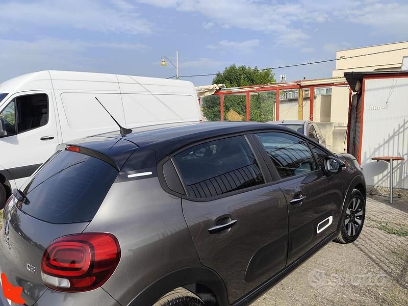 Usata Citroën C3 102 CV (75 kW) 2021 Grigio Berlina