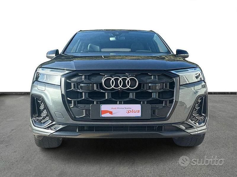 Usata Audi Q7 S-Line 286 CV (210 kW) 2024 Grigio SUV