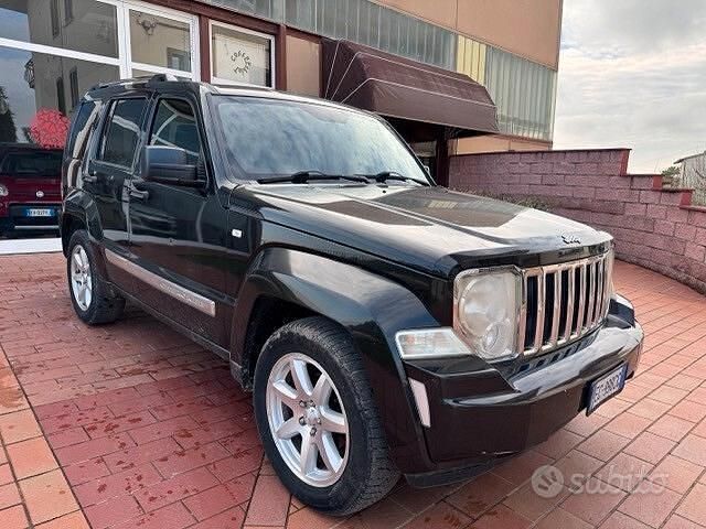 Usata Jeep Cherokee Limited 177 CV (130 kW) 2010 Nero SUV