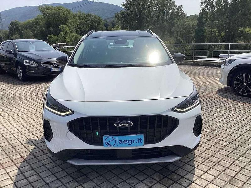 Usata Ford Focus Active 125 CV (91 kW) 2022 Bianco Berlina