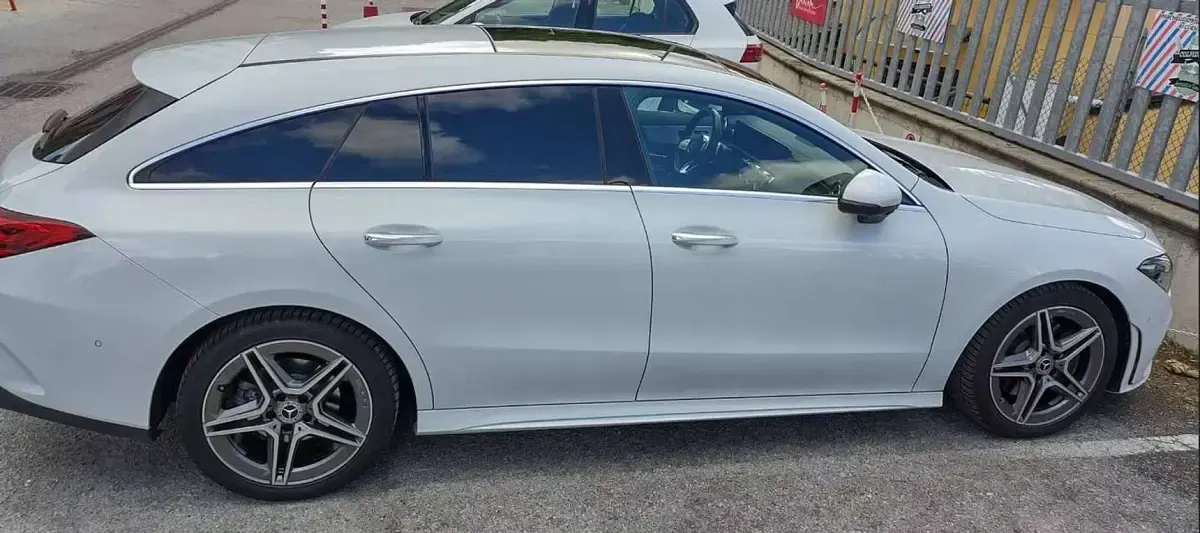 Usata Mercedes CLA200 Shooting Brake AMG Line Premium 150 CV (110 kW) 2021 Bianco Station wagon