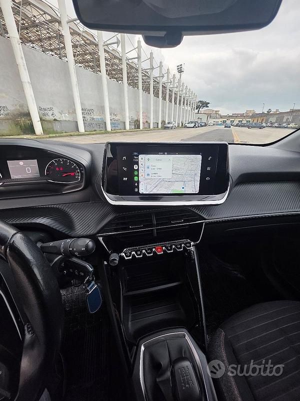 Usata Peugeot 208 Active 75 CV (55 kW) 2020 Giallo Utilitaria