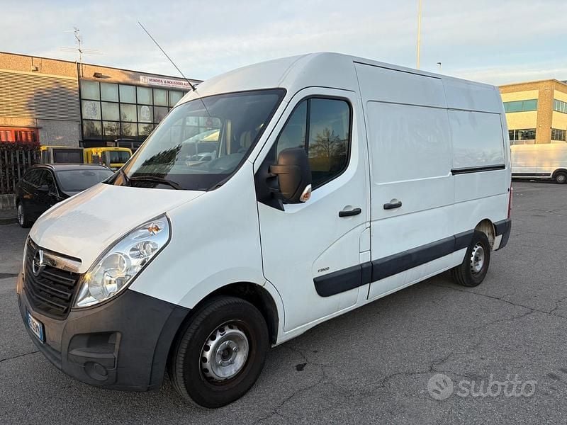 Bianco Usata 2015 Opel Movano Furgone | 6500 € (Ottimo prezzo) - Immagine 1/4