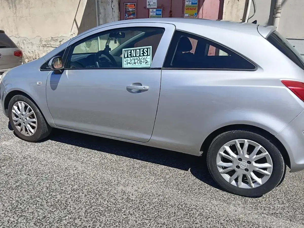 Usata Opel Corsa 80 CV (58 kW) 2009 Grigio Utilitaria