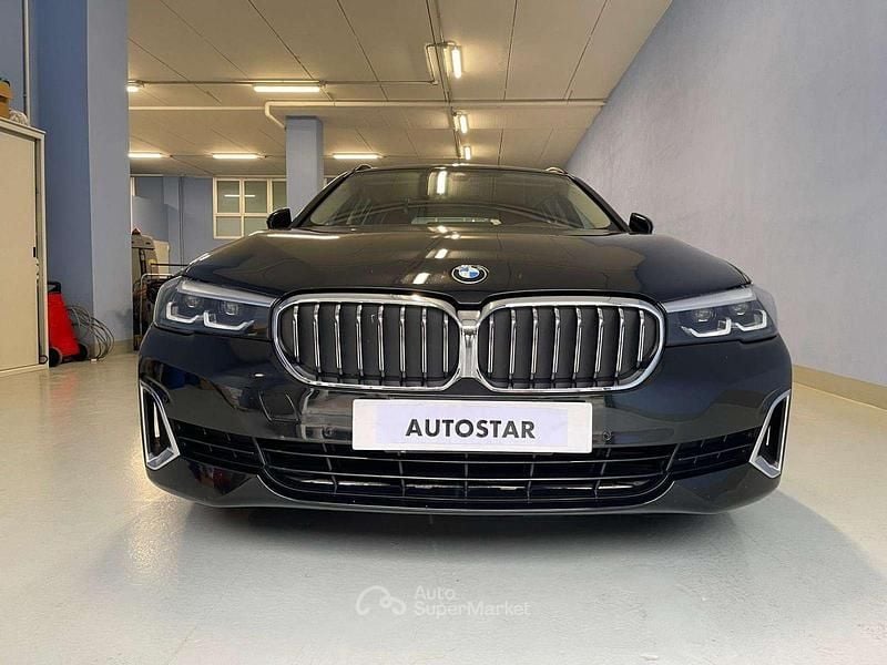Usata BMW 520 190 CV (139 kW) 2022 Nero Station wagon