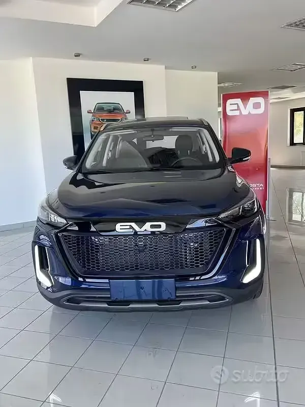 Neu EVO Evo 5 127 PS (93 kW) 2026 Blau SUV