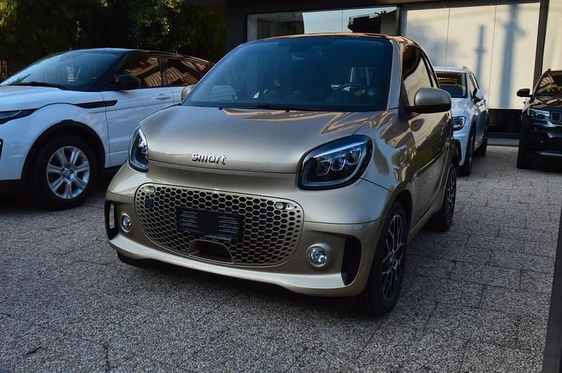 Usata Smart ForTwo Electric Drive Prime 40 kW (55 CV) 2021 Oro Berlina