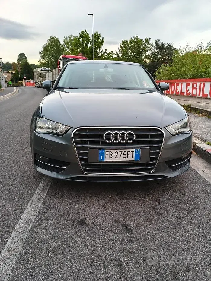 Usata Audi A3 110 CV (80 kW) 2015 Grigio Berlina