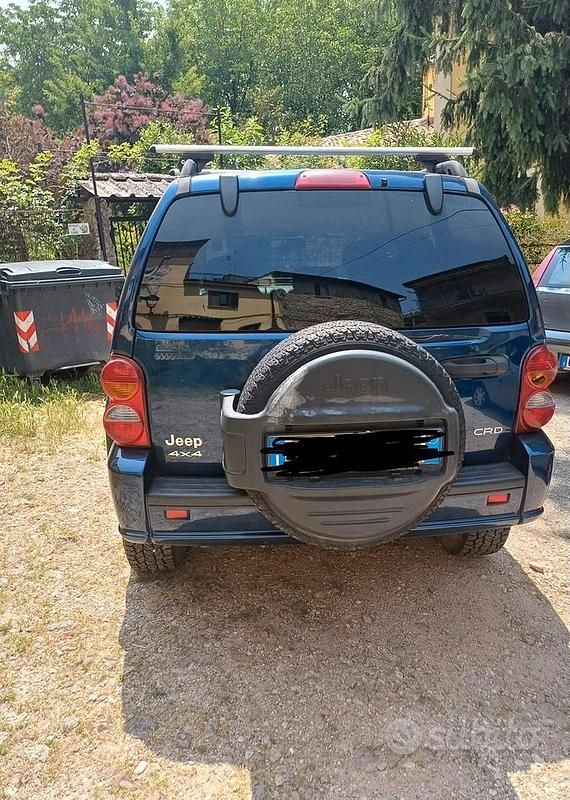 Usata Jeep Cherokee 2003 Blu SUV