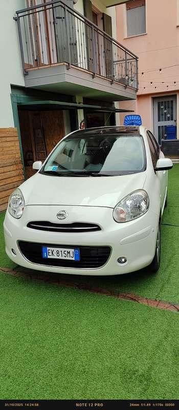 Usata Nissan Micra Tekna 80 CV (58 kW) 2011 Bianco Berlina