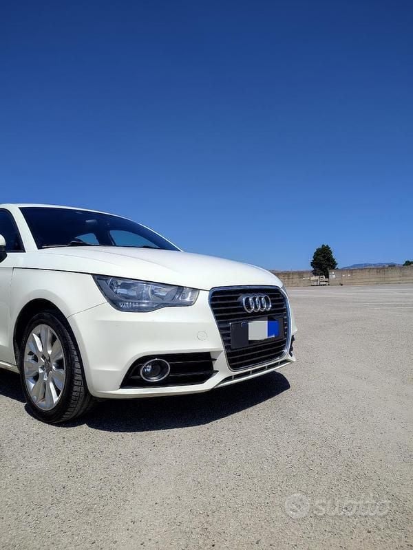 Usata Audi A1 Sportback 86 CV (63 kW) 2012 Bianco Utilitaria