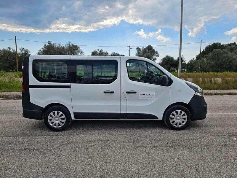 Usata Opel Vivaro 95 CV (69 kW) 2017 Bianco Monovolume