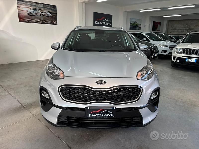 Usata Kia Sportage Urban 136 CV (100 kW) 2021 Grigio SUV