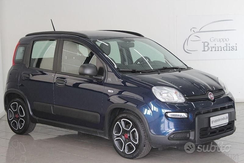 Usata Fiat Panda City Life 69 CV (50 kW) 2021 Blu Utilitaria